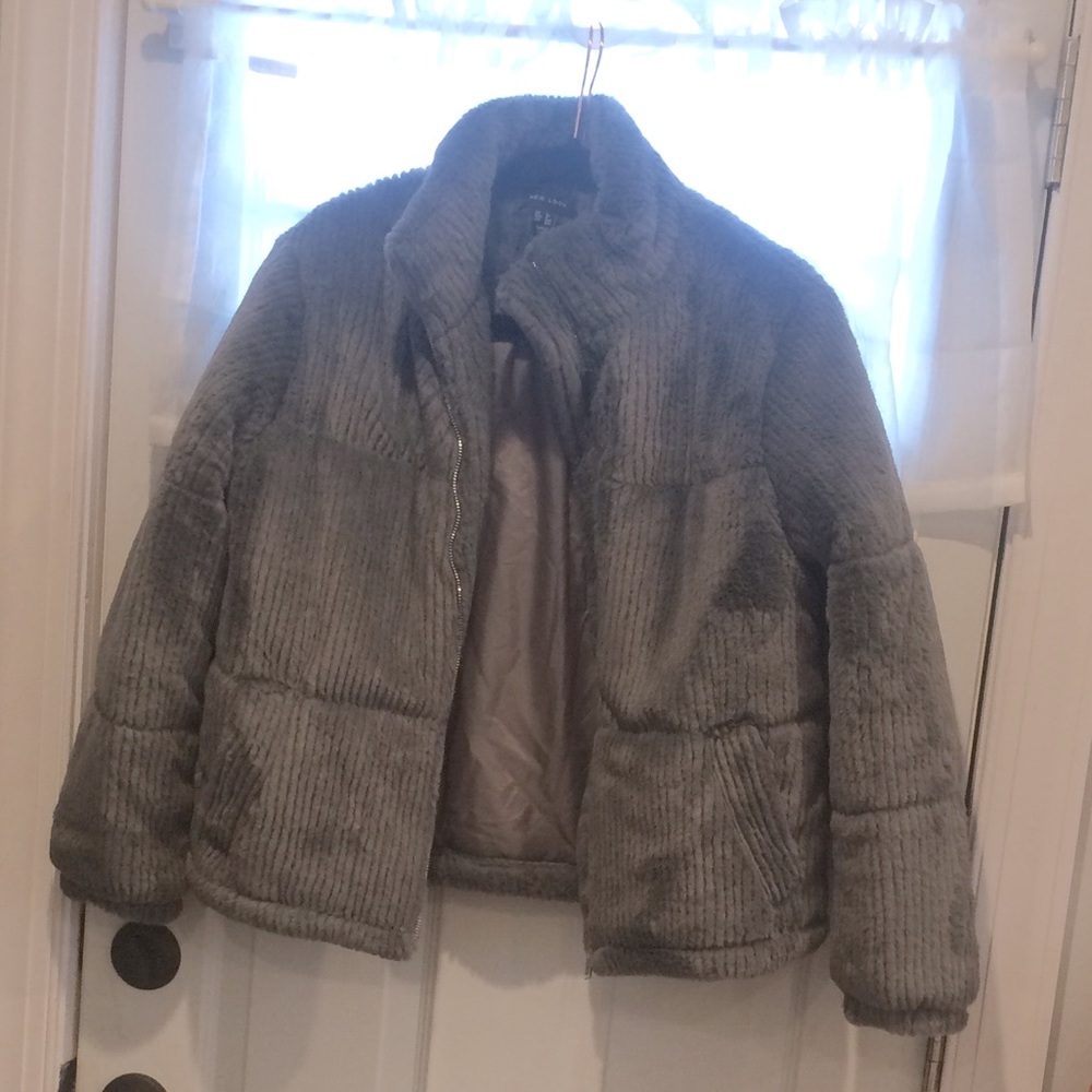 New with tag ribbed faux fur buffer - Picture 5 of 16